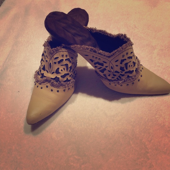 GUC Women’s Dress Heels - Picture 1 of 7